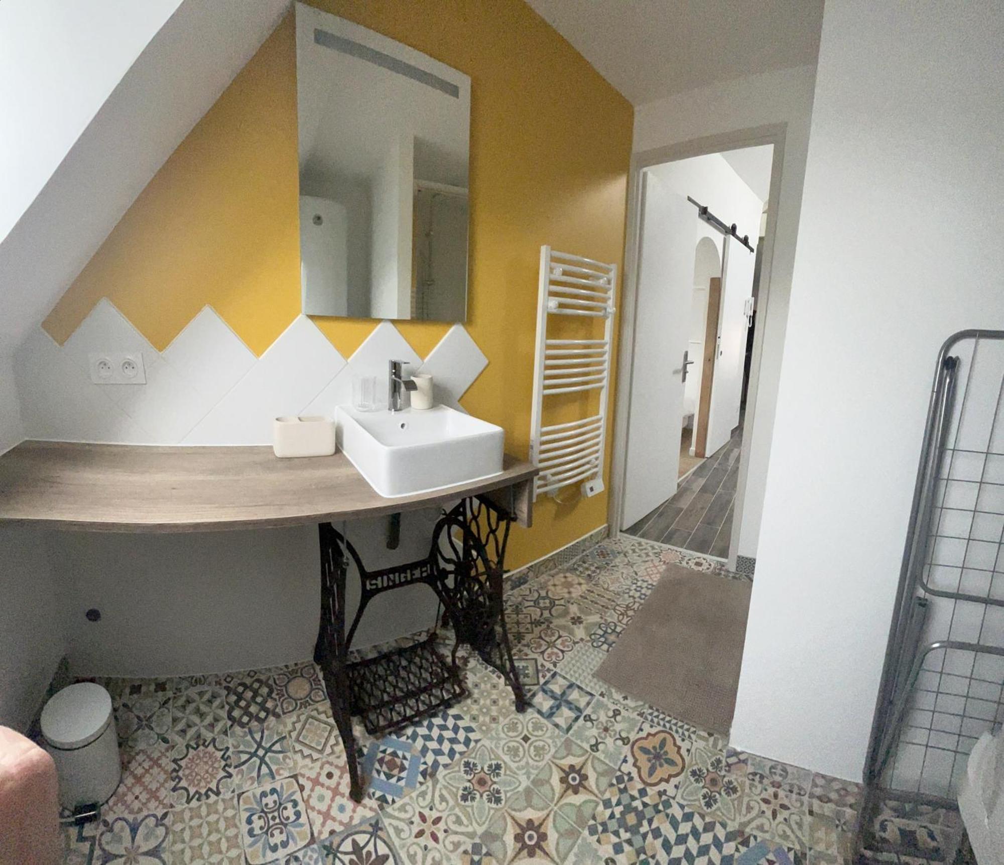 Apartamento Sejour De Charme Au Boheme Amboise Exterior foto