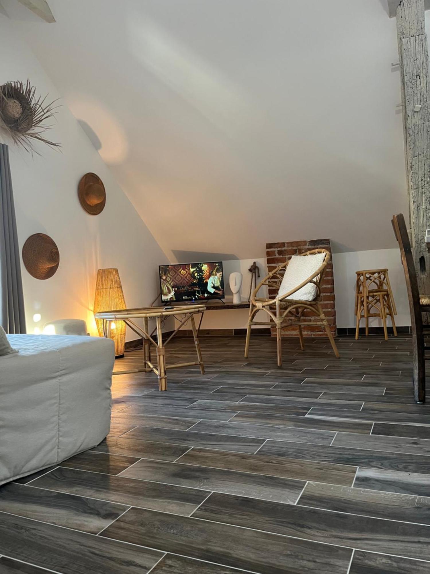 Apartamento Sejour De Charme Au Boheme Amboise Exterior foto